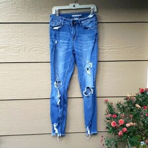 American Rag Cie Jeans Skinny distressed fray hem 5